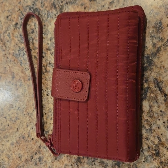 Samantha Brown Handbags - Elegant Quilted Brown Wristlet
